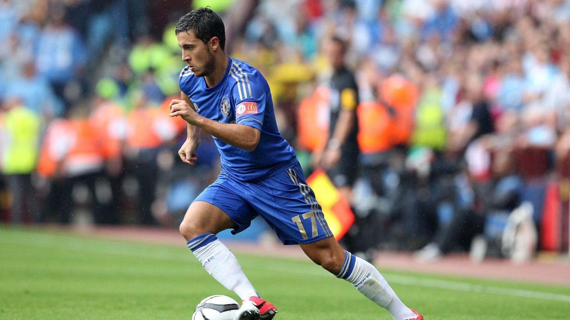 中国足球联赛赛事营销活动丰富多彩，足球营销策划方案范文